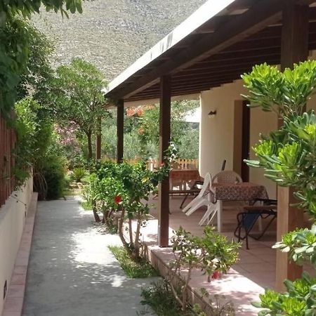 Apartmán Aquilone Castelluzzo Exteriér fotografie